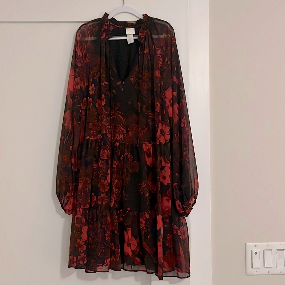 Chiffon floral print dress hits above knee. Can be worn belted or unbelted.